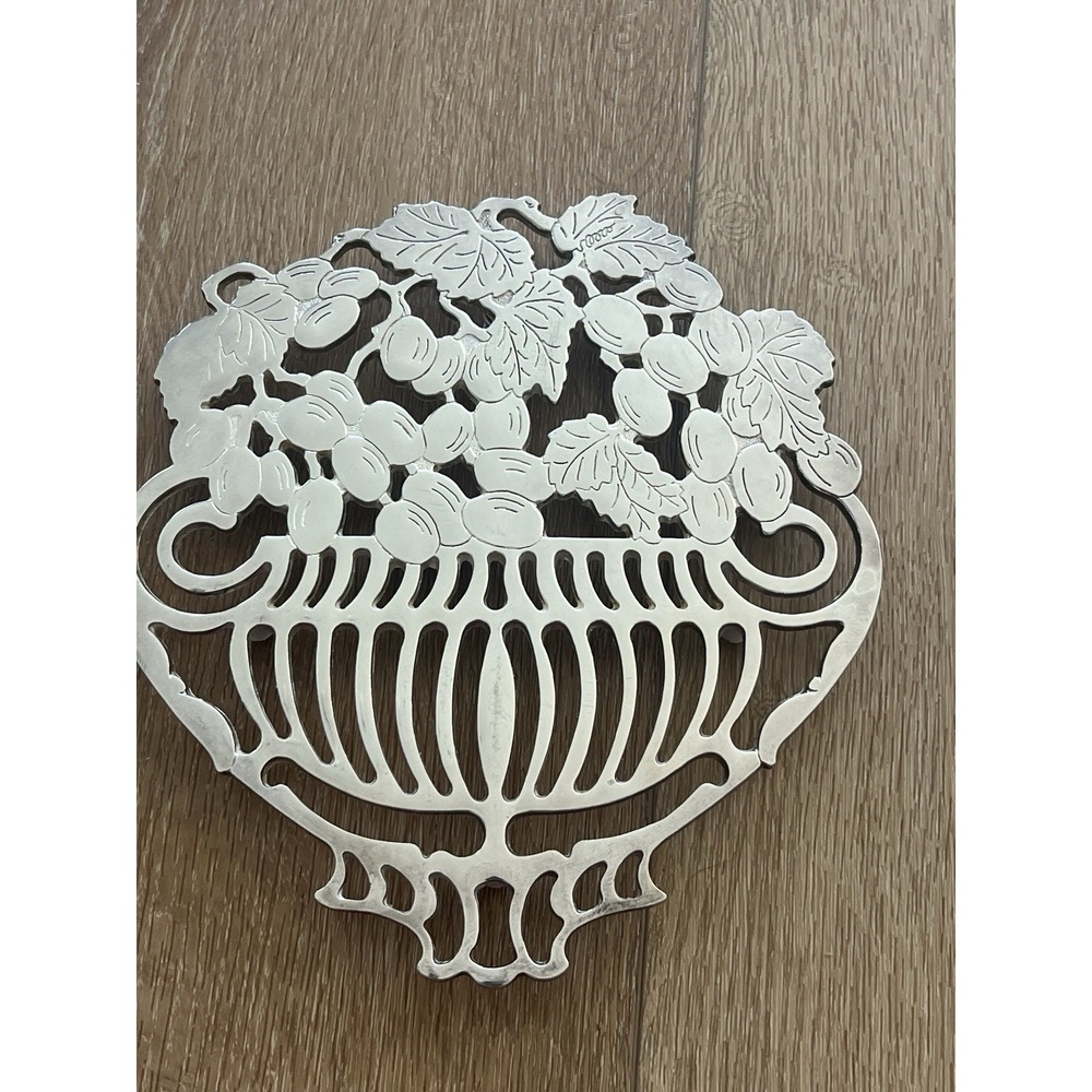 Piero Maestri Silver Plated Trivet Grapes & Basket, EP Zinc Italy Mod Dep Silver